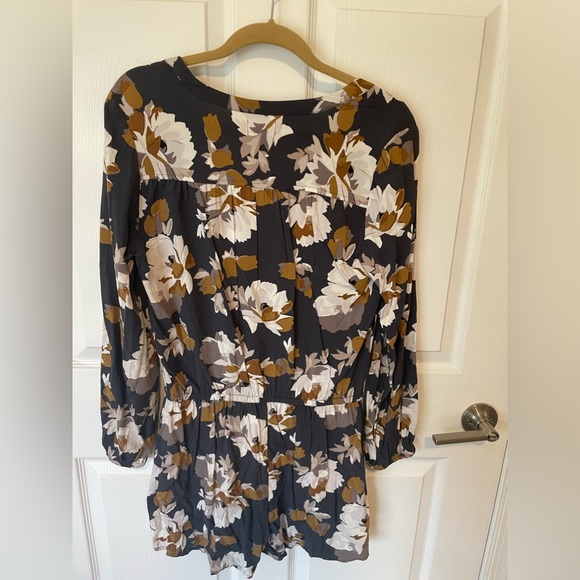 Old Navy Floral Long Sleeve Romper M - Picture 5 of 7